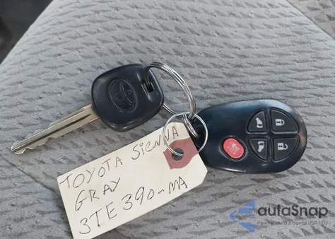 2014 Toyota Sienna Le V6 8 Passenger из США, поврежденный, VIN 5TDKK3DCXES418790